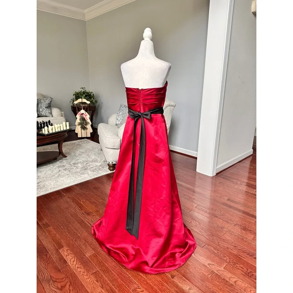 Alfred Angelo David's Bridal Red Strapless Tie Back Belt Princess Gown Dress